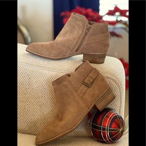 Gianni Bini Ankle boots